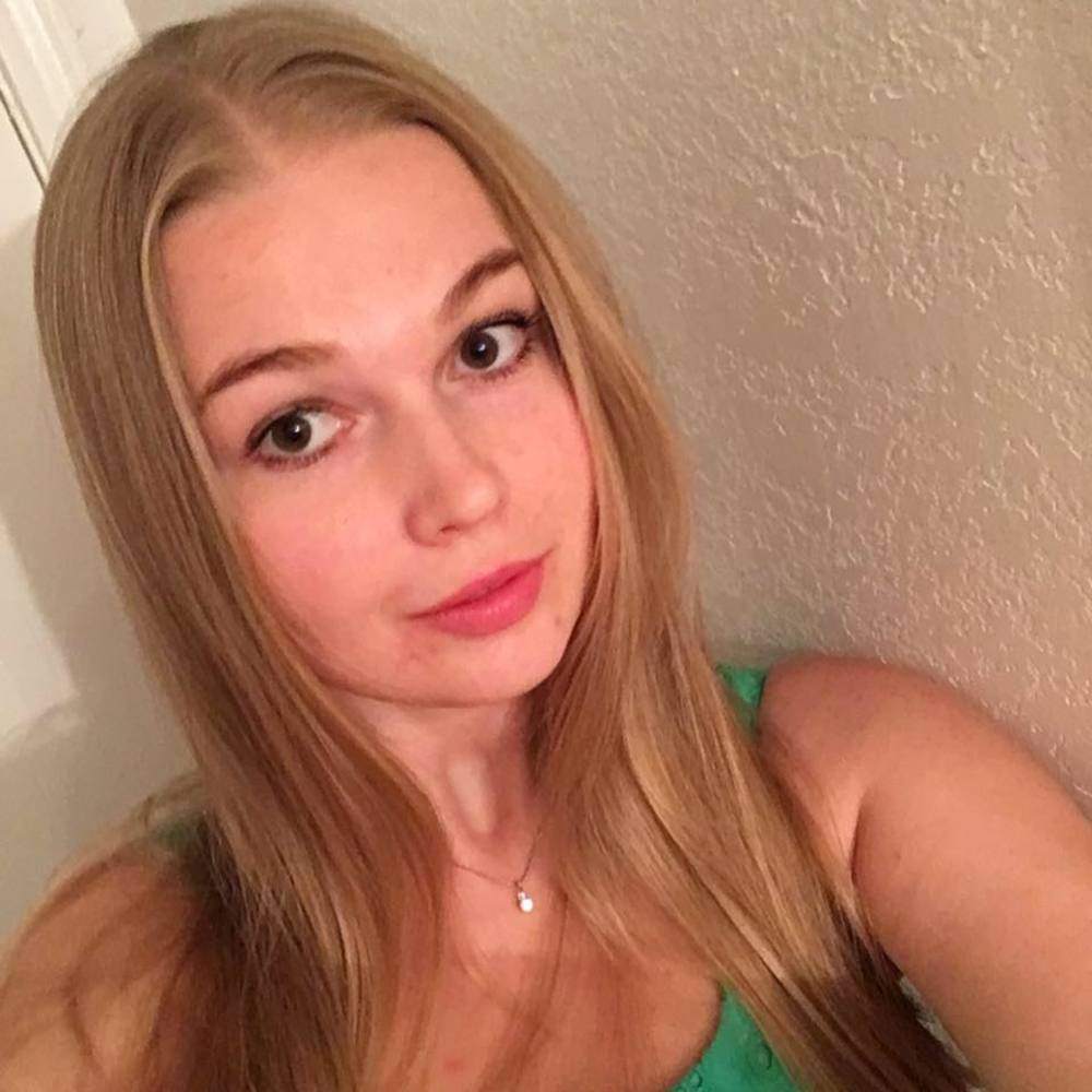 Meet your Posher, Alla